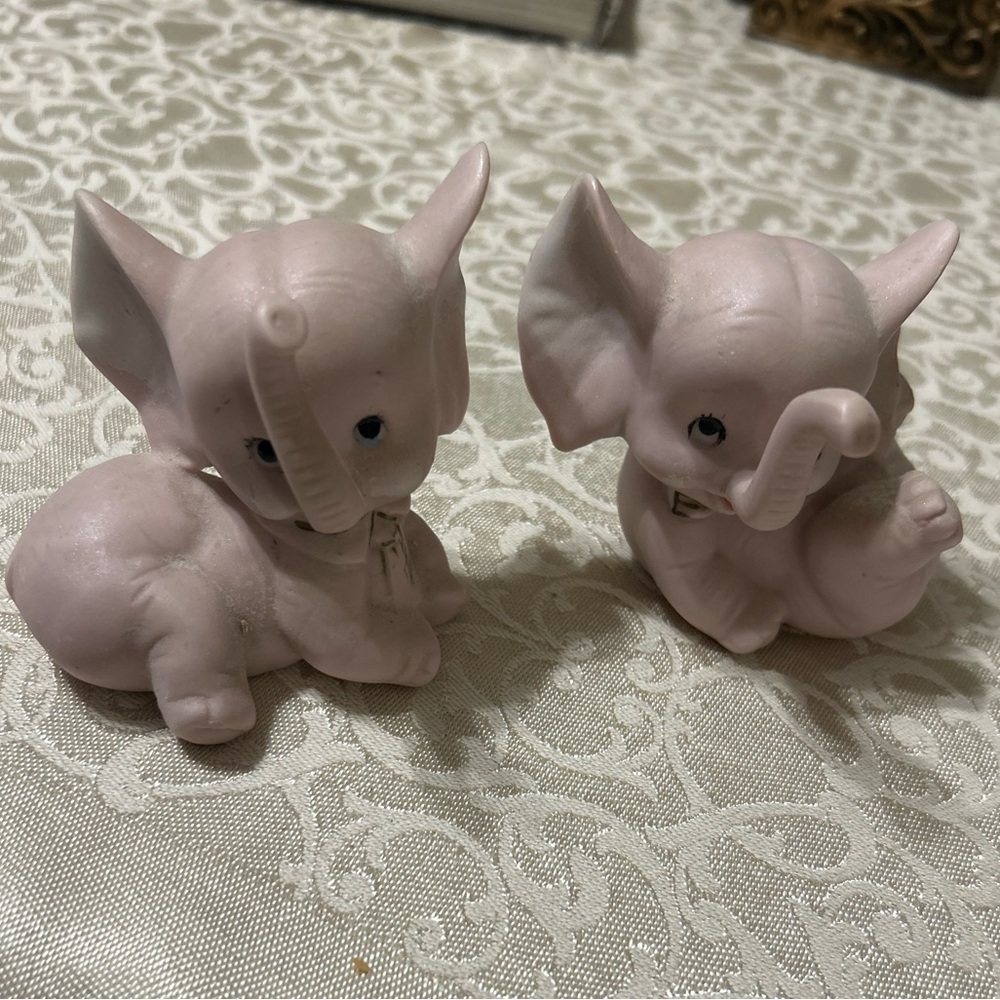 50%off w♥️ vintage bisque porcelain pink baby elephant figurines, produced Japan